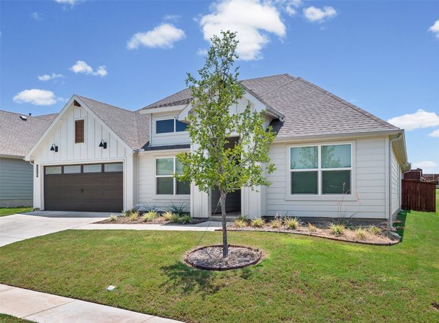1119 Keystone Drive, Granbury, TX 76048