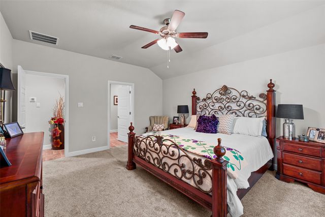 1119 Keystone Drive, Granbury, TX 76048