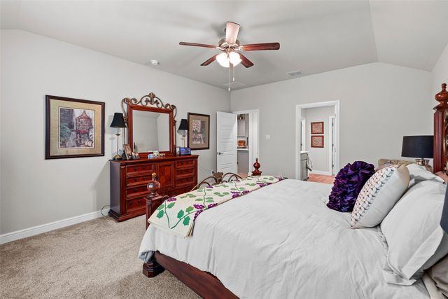 1119 Keystone Drive, Granbury, TX 76048