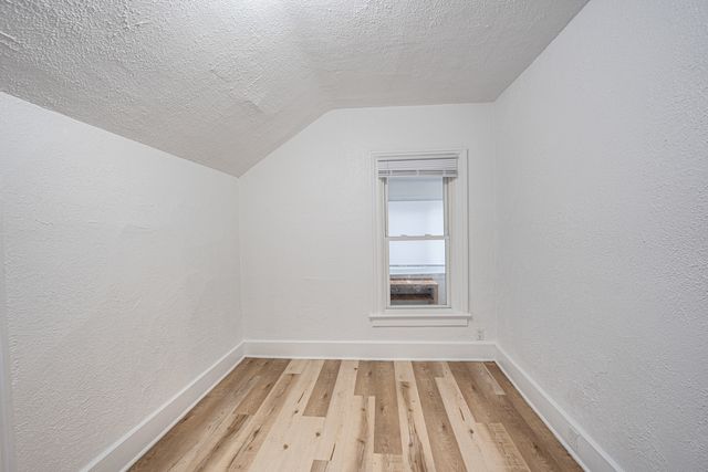 264 N Jackson Street 2, Elgin, IL 60123