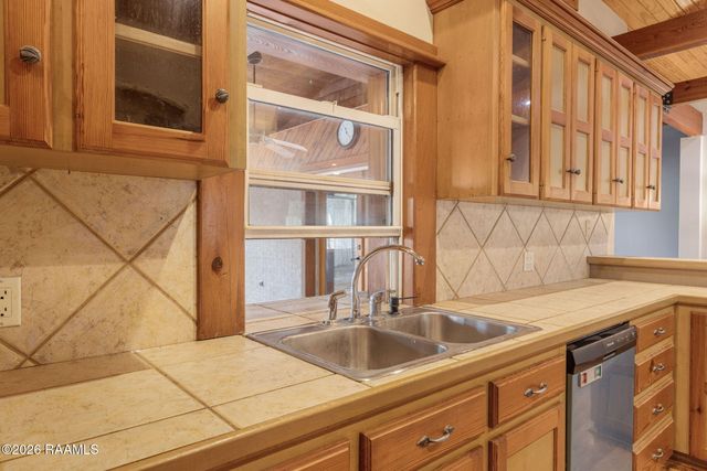 207 Genevieve Drive, Lafayette, LA 70503