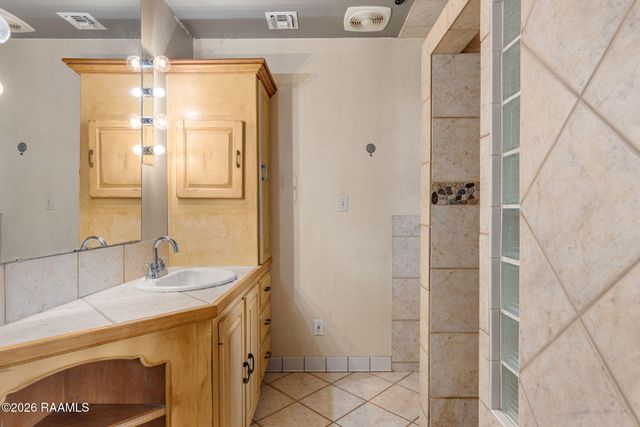 207 Genevieve Drive, Lafayette, LA 70503