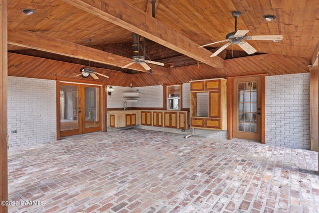 207 Genevieve Drive, Lafayette, LA 70503