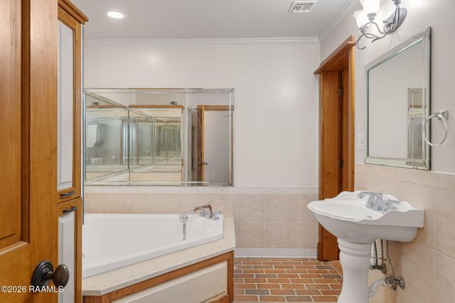 207 Genevieve Drive, Lafayette, LA 70503