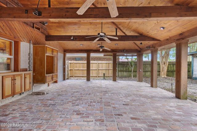 207 Genevieve Drive, Lafayette, LA 70503
