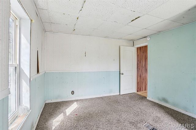 700 Lovett Street, De Soto, MO 63020
