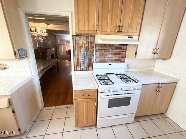 5213 Don Pio Drive, Los Angeles, CA 91364