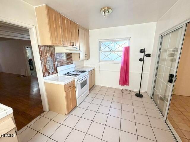 5213 Don Pio Drive, Los Angeles, CA 91364