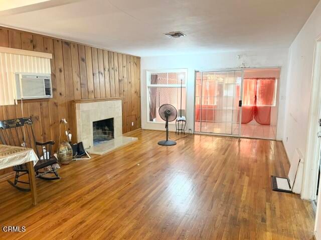 5213 Don Pio Drive, Los Angeles, CA 91364