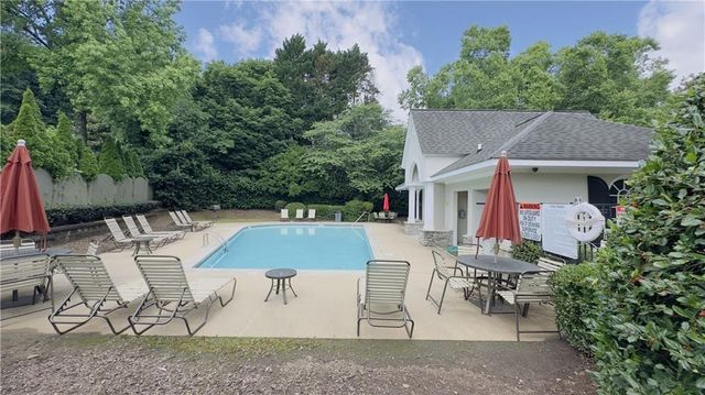 2503 Regency Lake Drive, Marietta, GA 30062