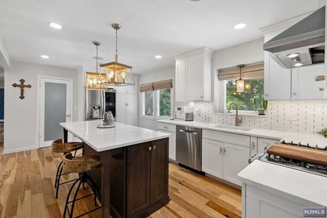 36 Laggner Court, Hawthorne, NJ 07506