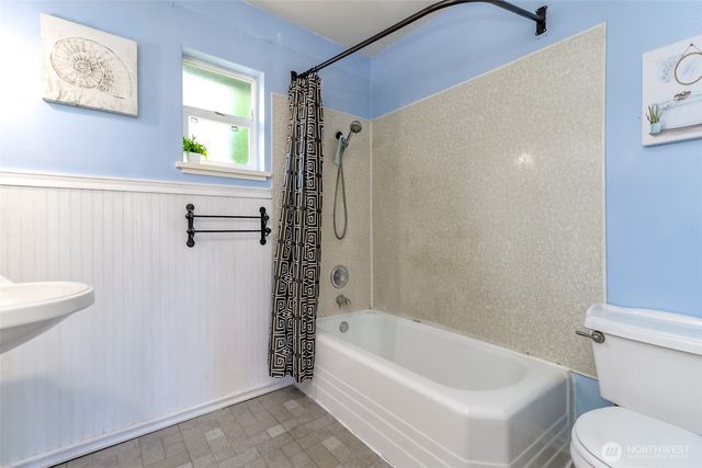 3418 Petersville Road NE, Bremerton, WA 98310