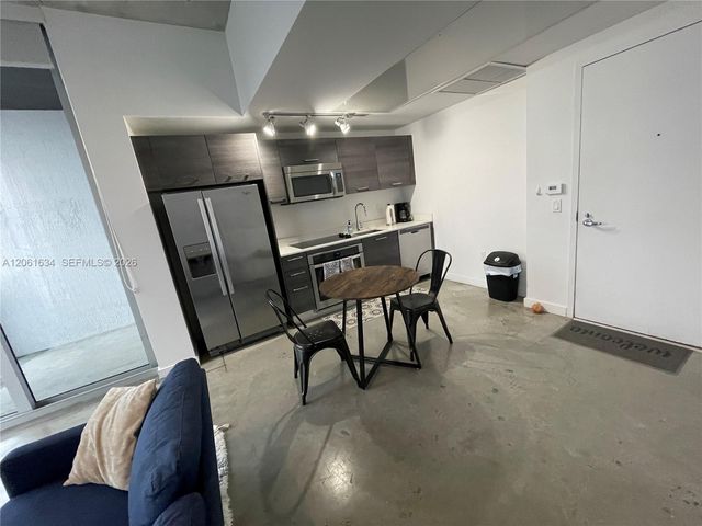 151 SE 1st St 3404, Miami, FL 33131