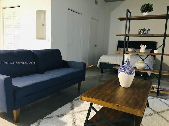 151 SE 1st St 3404, Miami, FL 33131