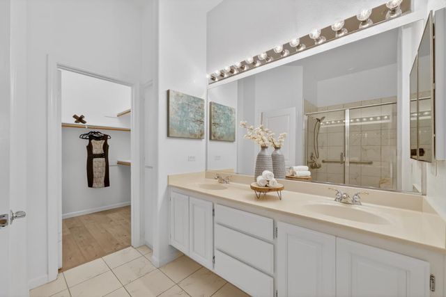 510 Diamond Glen Cir, Folsom, CA 95630