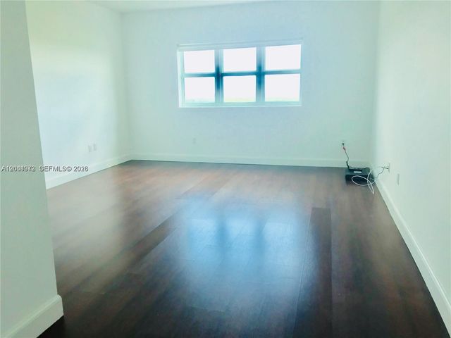 15051 Royal Oaks Ln 1903, North Miami, FL 33181