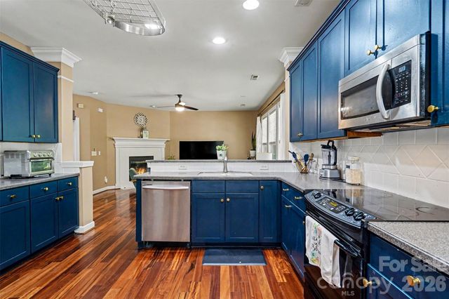 8932 Arbor Creek Drive, Charlotte, NC 28269