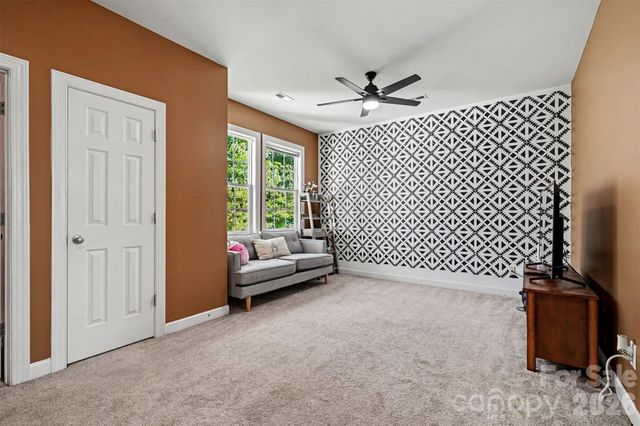 8932 Arbor Creek Drive, Charlotte, NC 28269