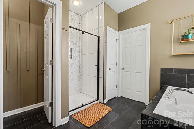8932 Arbor Creek Drive, Charlotte, NC 28269