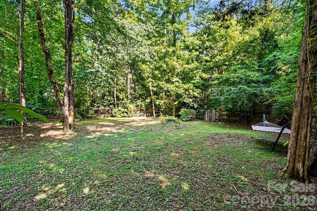 8932 Arbor Creek Drive, Charlotte, NC 28269