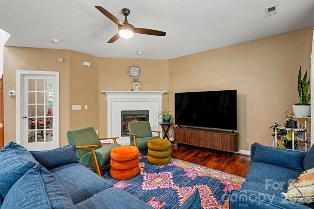 8932 Arbor Creek Drive, Charlotte, NC 28269