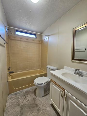 3045 SE 36th Avenue, Okeechobee, FL 34974