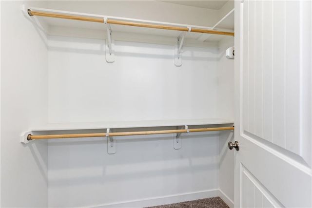 19625 W 197th Street, Spring Hill, KS 66083
