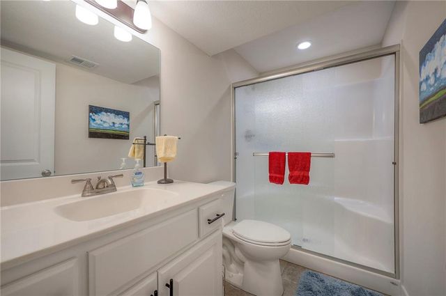 19625 W 197th Street, Spring Hill, KS 66083