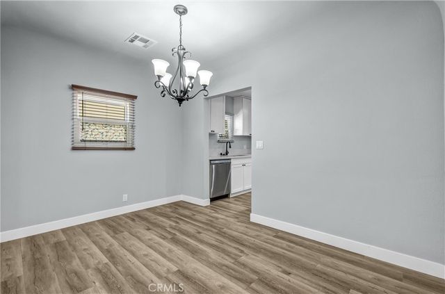 833 W 98th, Los Angeles, CA 90044