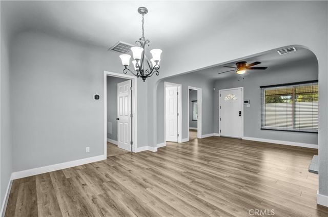 833 W 98th, Los Angeles, CA 90044