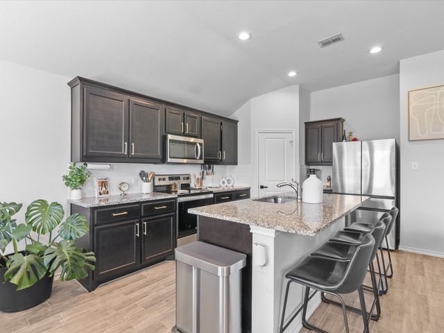 9929 Mescalbean Boulevard, Fort Worth, TX 76036