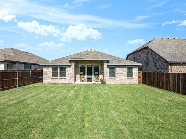 9929 Mescalbean Boulevard, Fort Worth, TX 76036