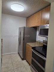 8550 N Sherman Cir 103, Miramar, FL 33025