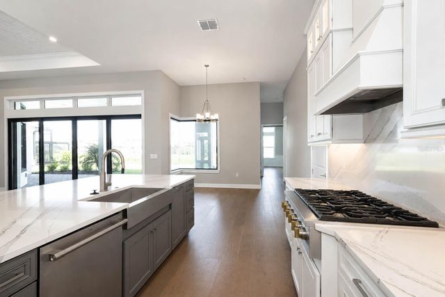 4866 FRECCIA LOOP, Wesley Chapel, FL 33543