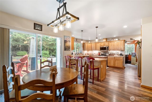 5 Meadowhills Lane, Elma, WA 98541