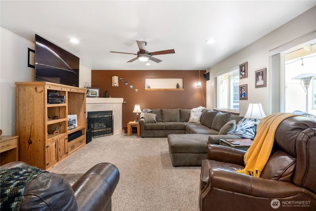 5 Meadowhills Lane, Elma, WA 98541