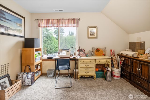 5 Meadowhills Lane, Elma, WA 98541