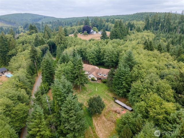 5 Meadowhills Lane, Elma, WA 98541
