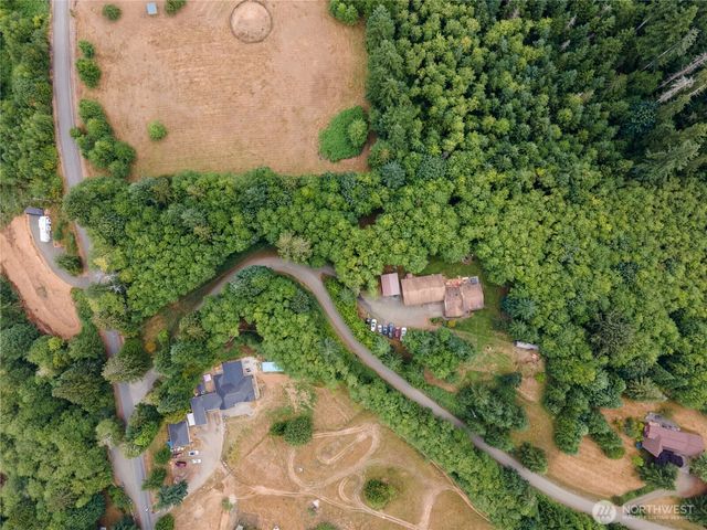 5 Meadowhills Lane, Elma, WA 98541