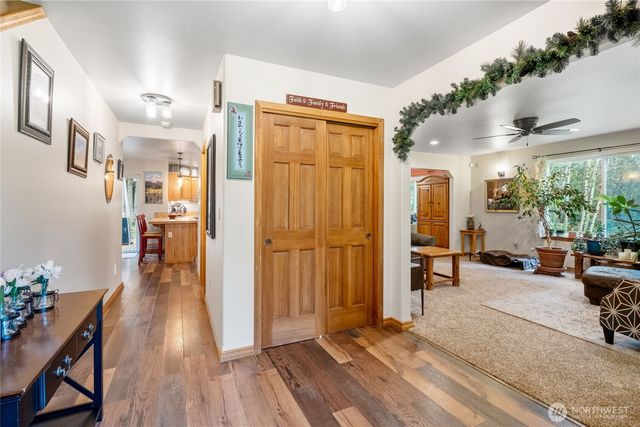 5 Meadowhills Lane, Elma, WA 98541