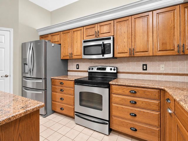 8732 SPRING COURT, Leesburg, FL 34788