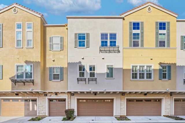 5845 Vizcaino Way, Newark, CA 94560