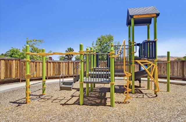 5845 Vizcaino Way, Newark, CA 94560