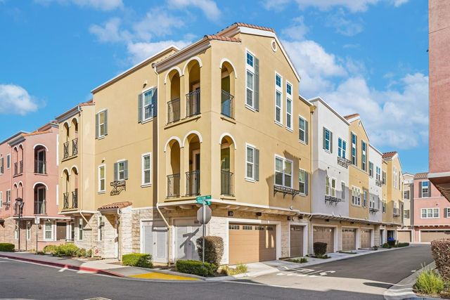 5845 Vizcaino Way, Newark, CA 94560