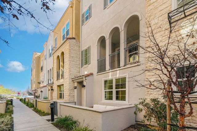 5845 Vizcaino Way, Newark, CA 94560