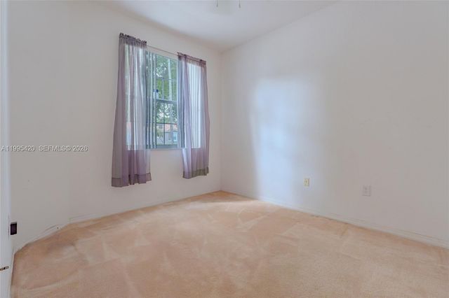 7501 S Aragon Blvd 4, Sunrise, FL 33313