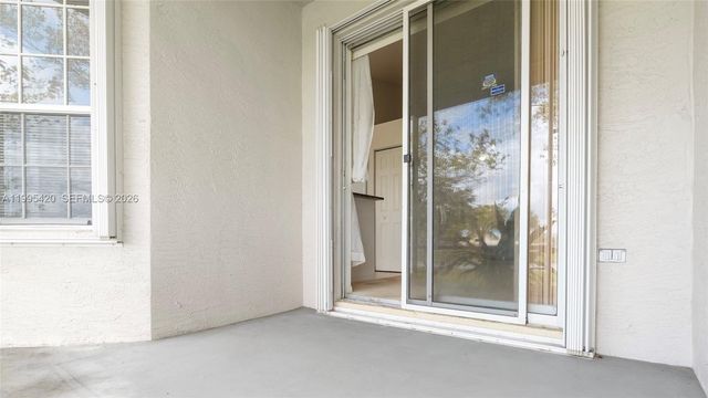 7501 S Aragon Blvd 4, Sunrise, FL 33313