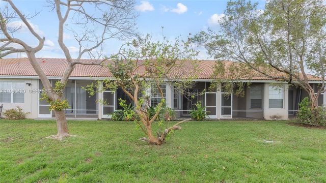 7501 S Aragon Blvd 4, Sunrise, FL 33313