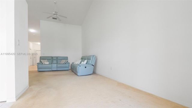 7501 S Aragon Blvd 4, Sunrise, FL 33313