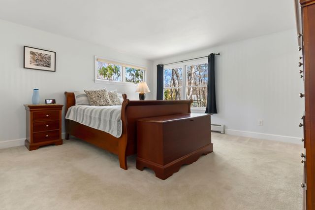 9 Onyx Lane, Portsmouth, NH 03801